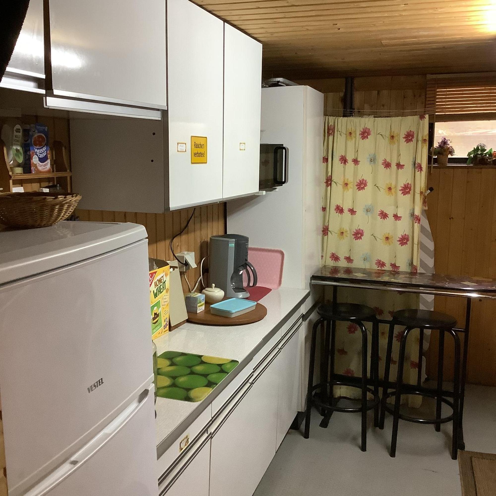 Schoenes Doppelbettzimmer Im Untergeschoss Inkl Parkplatz Nach Verfuegbarkeit Essen Extérieur photo